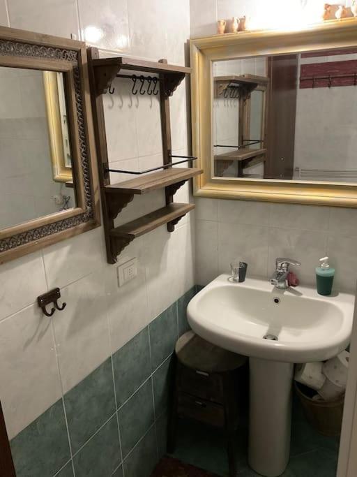 Apartamento Isolab: Monolocale In Zona Isola Milán Exterior foto
