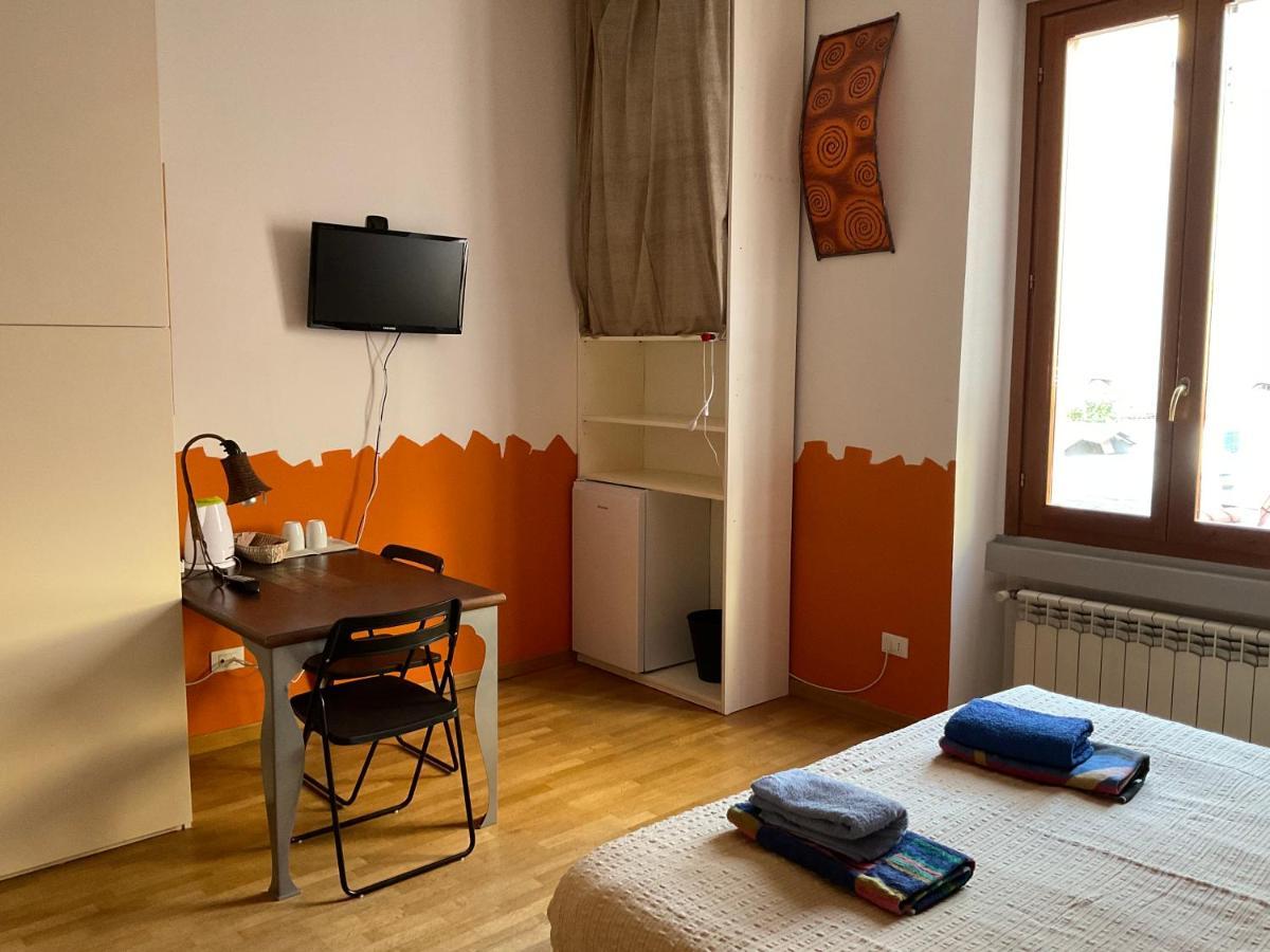Apartamento Isolab: Monolocale In Zona Isola Milán Exterior foto